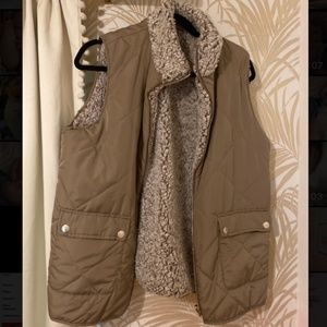 Women’s Sherpa Lined Vest